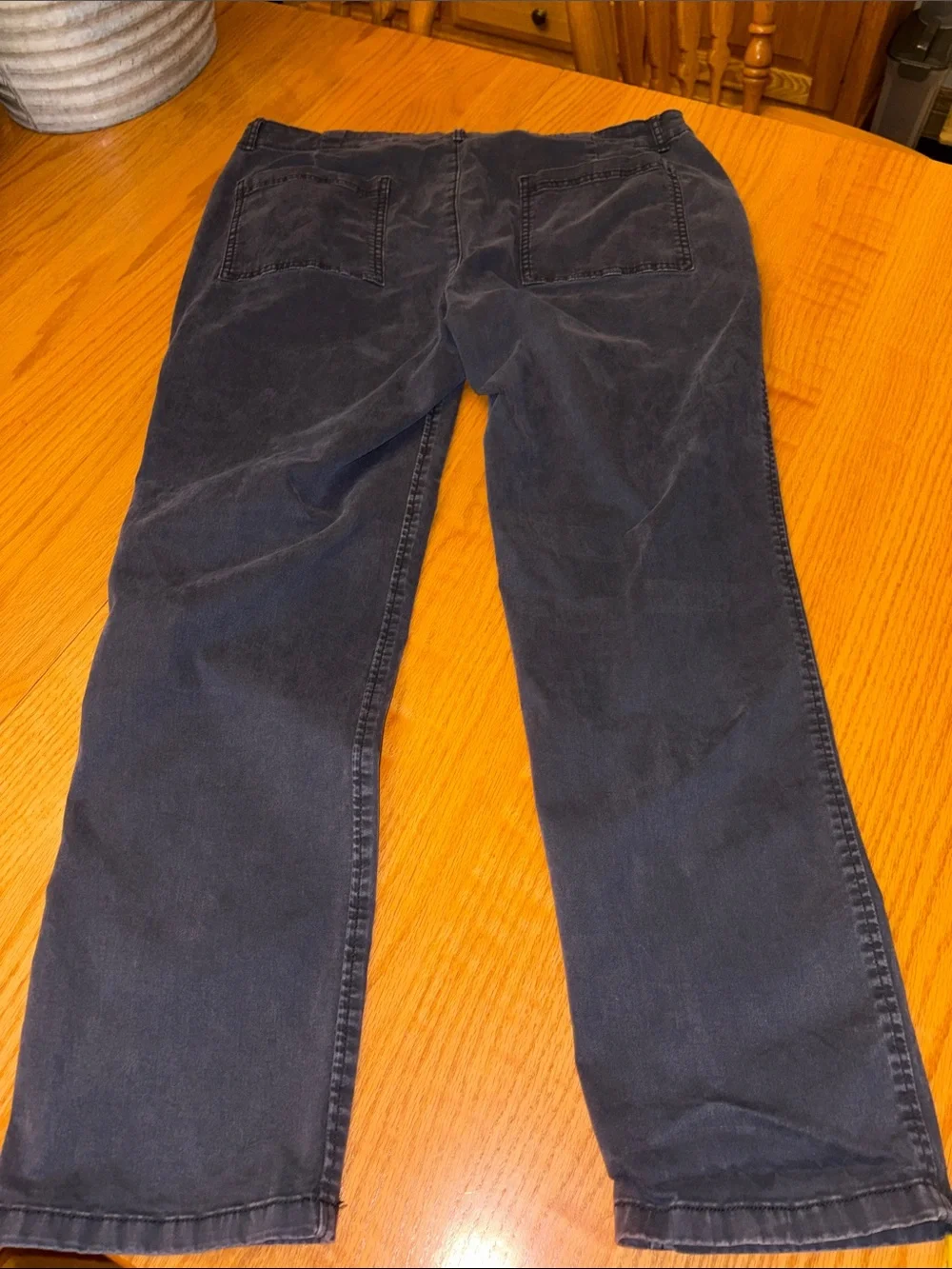 Daily Ritual Women's Cropped Straight Ankle Pants in Navy Blue